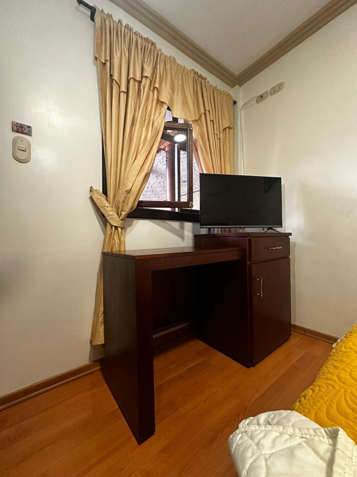 Hotel Coronel Cuenca Bagian luar foto